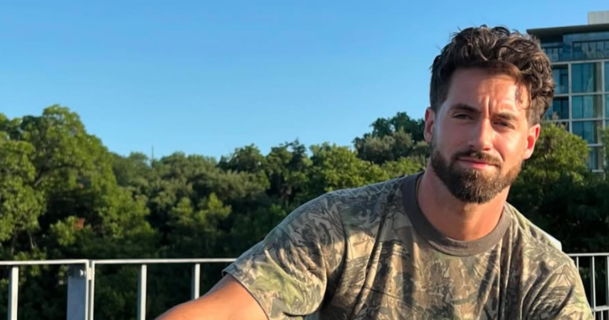 Dave Cecchini rooftop, camo shirt